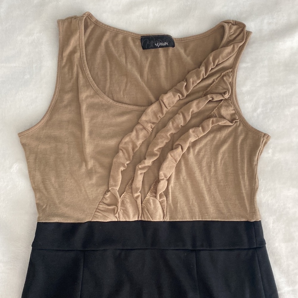 Hypnotik cream and black dress - Picture 3 of 17
